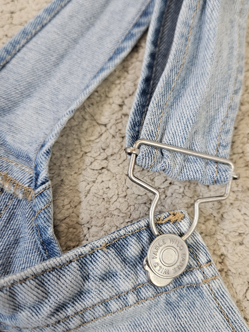 Wild Fable Denim Short Overalls – Light Wash | Size Medium - Picture 6 of 8